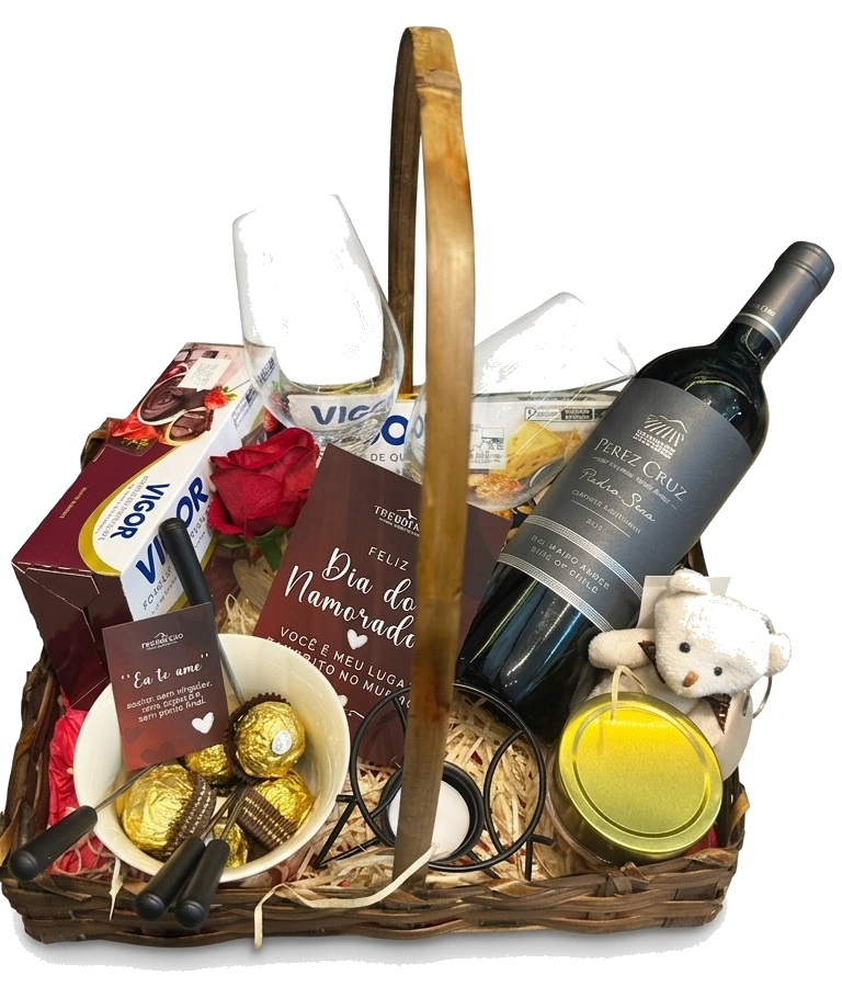 Cesta de café da manhã romântica